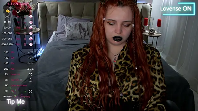 Miss Maya Mils online show from 03-19-25, 07:18