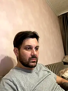 Snapshot of MaeltraJoy chatting on 10-23-25, 01:54 MaeltraJoy online show from 10-23-25, 01:54