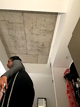 Your Paris online show from 12-16-25, 05:45