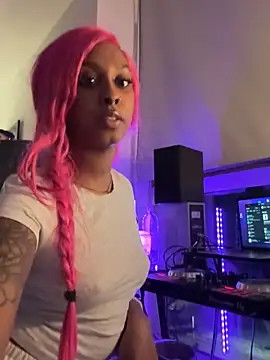 Your Paris online show from 02-10-26, 03:54