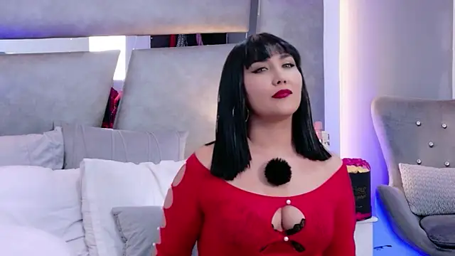 Evangeline Taylorr online show from 04-10-26, 07:40