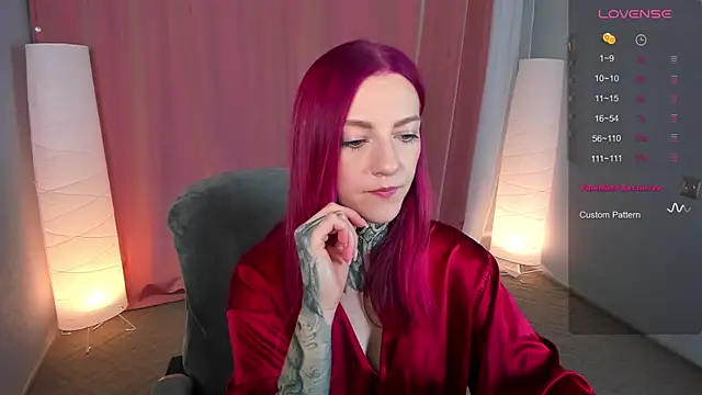 Roxy      online show from 02-09-25, 08:34