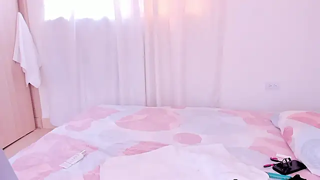 Snapshot of california_0 chatting on 02-07-25, 08:10 california 0 online show from 02-07-25, 08:10