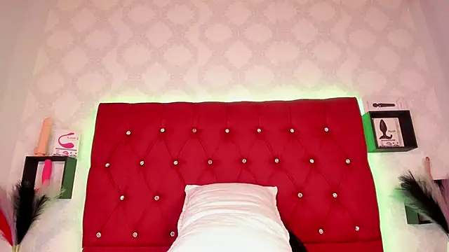 BeckyyVega online show from 03-23-25, 04:16