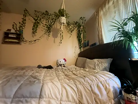 magicalc00ch online show from 10-04-25, 04:05