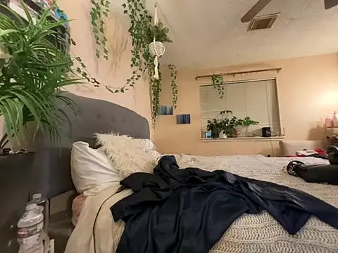 magicalc00ch online show from 12-23-25, 01:36