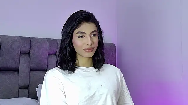 Snapshot of IsabelleFoxx_ chatting on 12-06-24, 07:54 IsabelleFoxx  online show from 12-06-24, 07:54