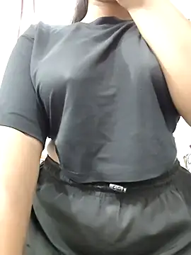 Snapshot of MohiniHott chatting on 11-01-25, 05:31 MohiniHott online show from 11-01-25, 05:31