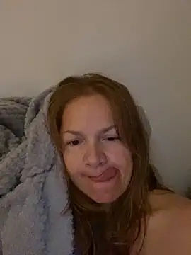 Leyna liu online show from 11-04-25, 05:28