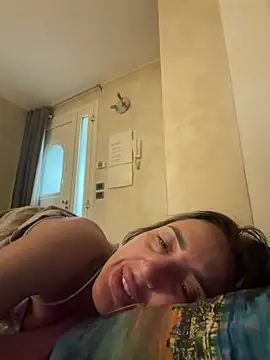 casalinga88 online show from 04-15-26, 05:36