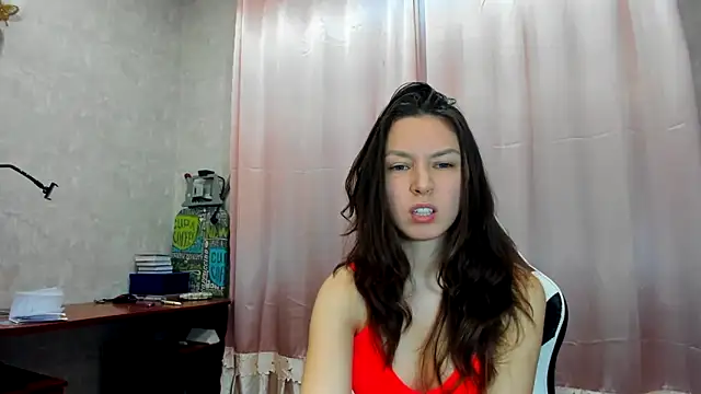 Snapshot of Adela_Vetta chatting on 01-25-25, 02:03 Adela Vetta online show from 01-25-25, 02:03