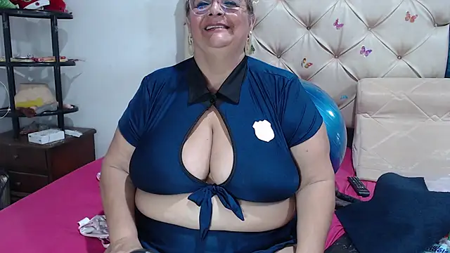 Snapshot of BBW_salome chatting on 01-23-25, 02:23 BBW salome online show from 01-23-25, 02:23