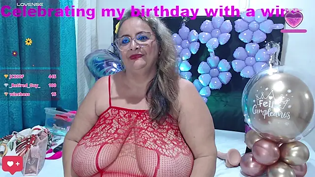 Snapshot of BBW_salome chatting on 02-11-25, 02:57 BBW salome online show from 02-11-25, 02:57