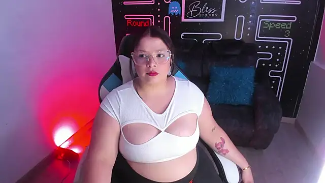 Snapshot of Sheryl_Hamilton chatting on 01-26-25, 12:43 Sheryl Hamilton online show from 01-26-25, 12:43