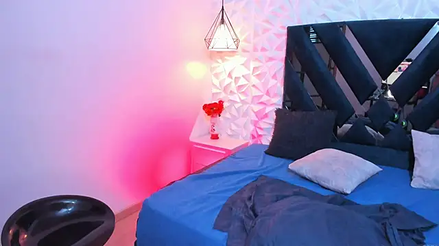 Snapshot of Sheryl_Hamilton chatting on 01-31-25, 04:06 Sheryl Hamilton online show from 01-31-25, 04:06