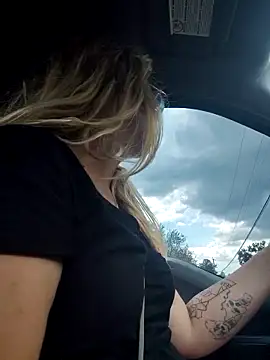 xWhoreAbleX Pika online show from 09-15-25, 06:30