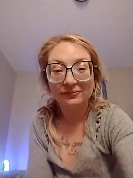 xWhoreAbleX Pika online show from 12-18-25, 01:33