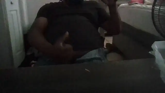 tankedqual4046 online show from 11-13-25, 08:52