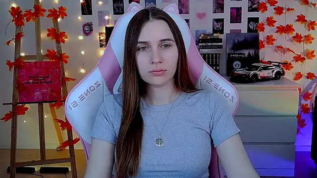 AliceCharmy online show from 11-10-25, 06:34