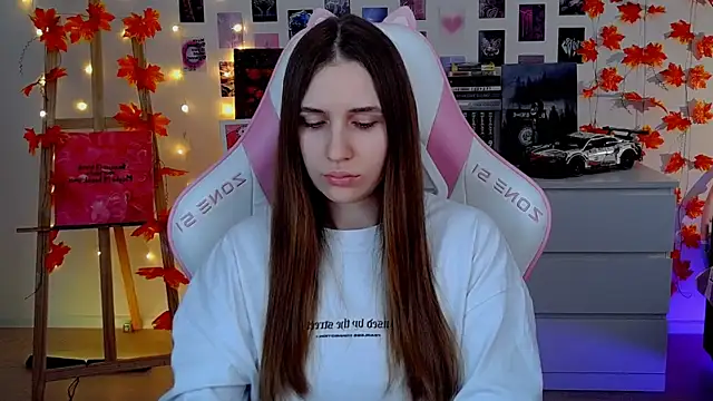 AliceCharmy online show from 11-22-25, 07:29