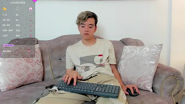 bunny maxi online show from 01-22-25, 03:18