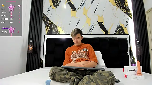 bunny maxi online show from 03-15-25, 12:34