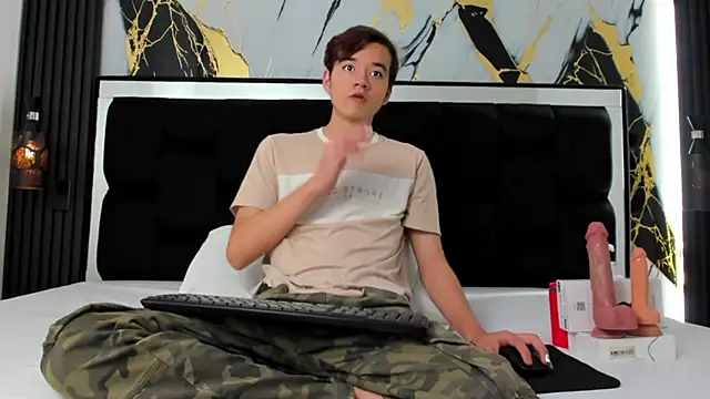 bunny maxi online show from 12-19-25, 12:45