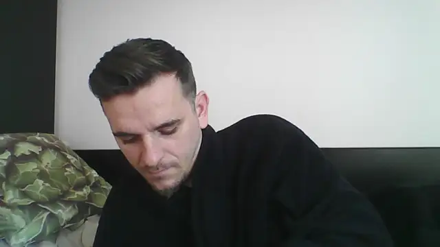 Huge cock22cm online show from 03-10-25, 06:49