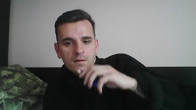 Huge cock22cm online show from 03-15-25, 07:42