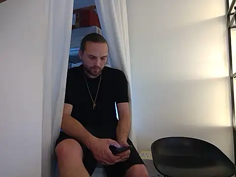 VitaminDrewFl online show from 03-22-26, 07:39