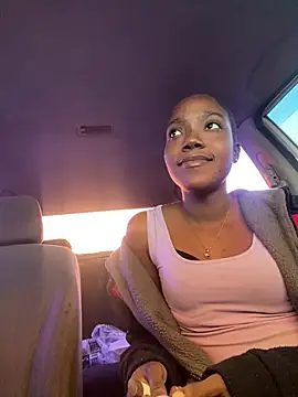 Snapshot of NillaMontana chatting on 01-14-25, 09:09 NillaMontana online show from 01-14-25, 09:09