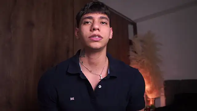 Josep Davies online show from 04-26-26, 02:31