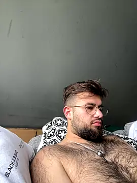 Snapshot of yxssxn24403 chatting on 10-15-25, 08:47 yxssxn24403 online show from 10-15-25, 08:47