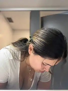 melanny10 online show from 03-01-25, 02:34