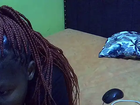 Snapshot of tasha-ashah chatting on 09-18-25, 04:53 tasha-ashah online show from 09-18-25, 04:53