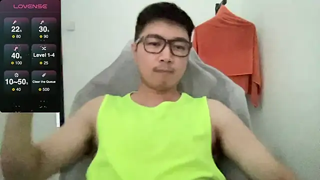 Snapshot of christopherlonger chatting on 03-14-25, 05:05 christopherlonger online show from 03-14-25, 05:05