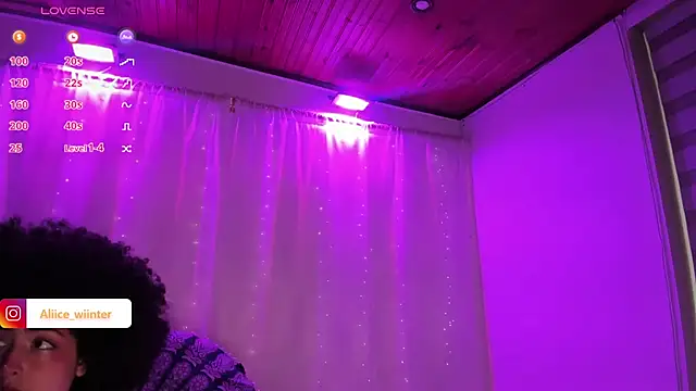 Alice winter  online show from 12-22-24, 09:09