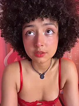 Snapshot of Alice_winter_ chatting on 12-17-25, 06:58 Alice winter online show from 12-17-25, 06:58