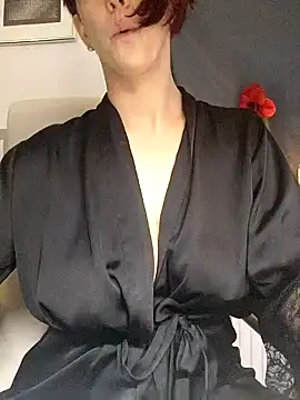 Snapshot of Loona-Lexxington chatting on 12-10-24, 04:49 Loona-Lexxington online show from 12-10-24, 04:49