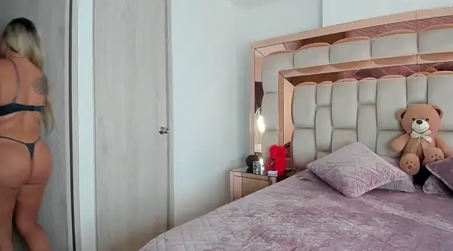 candy-sam28 online show from 02-05-25, 04:25