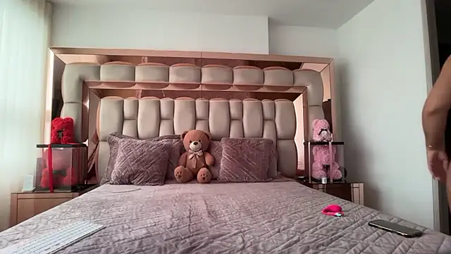 Snapshot of candy-sam28 chatting on 01-11-26, 04:01 candy-sam28 online show from 01-11-26, 04:01