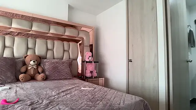 Snapshot of candy-sam28 chatting on 02-26-26, 08:19 candy-sam28 online show from 02-26-26, 08:19