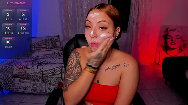 Snapshot of KetziaDoll chatting on 10-09-25, 03:59 KetziaDoll online show from 10-09-25, 03:59