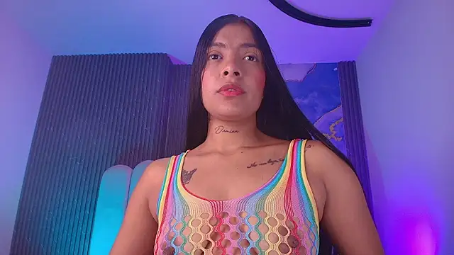 hot dione online show from 03-18-26, 07:17