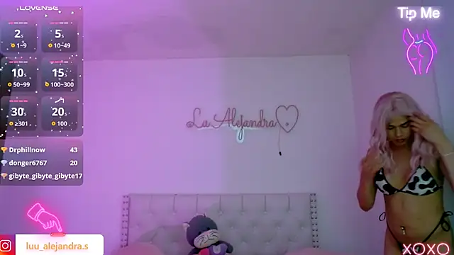 Snapshot of alee_lenoxx chatting on 09-29-25, 09:58 alee lenoxx online show from 09-29-25, 09:58