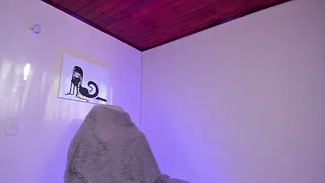 Snapshot of satanbabee chatting on 01-23-25, 10:22 satanbabee online show from 01-23-25, 10:22