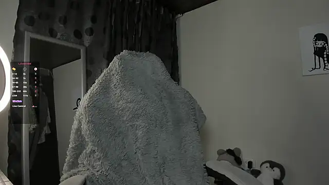 Snapshot of satanbabee chatting on 02-05-25, 12:31 satanbabee online show from 02-05-25, 12:31