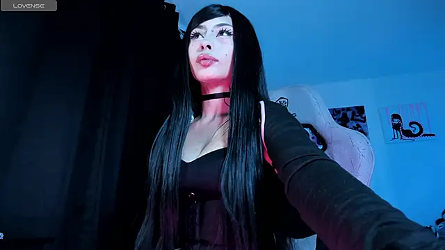 Snapshot of satanbabee chatting on 06-12-26, 10:52 satanbabee online show from 06-12-26, 10:52