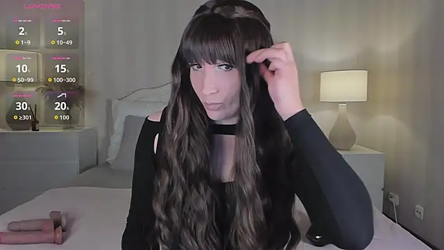 Snapshot of valeriasecret chatting on 10-22-25, 05:19 valeriasecret online show from 10-22-25, 05:19