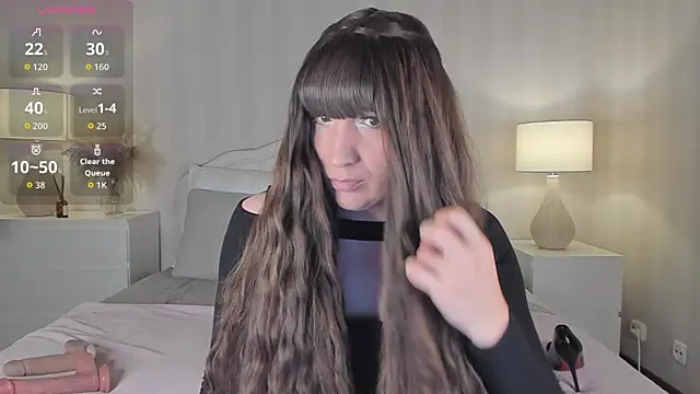 Snapshot of valeriasecret chatting on 10-24-25, 05:37 valeriasecret online show from 10-24-25, 05:37